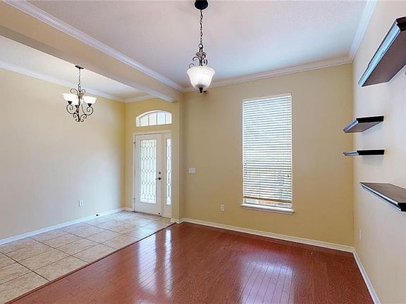 5th image of 7155 Derwent Glen Cir