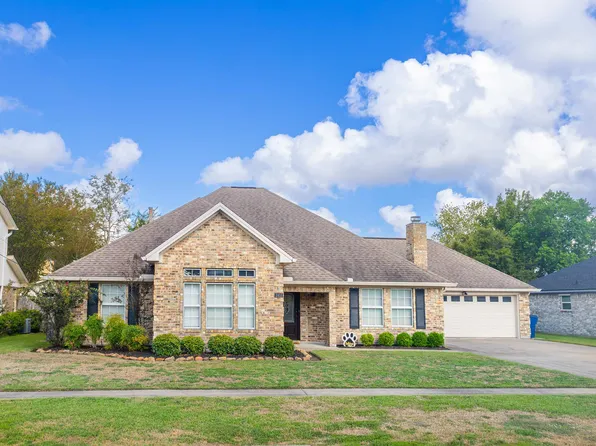 2412 Pecan St, Nederland, TX 77627