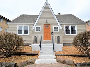 7048 W 87th St, Bridgeview, IL