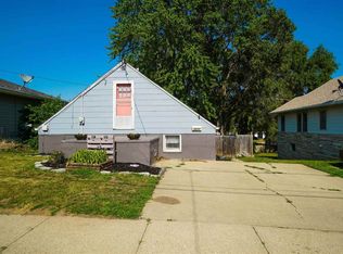 2310 S Cleveland St, Sioux City, IA 51106