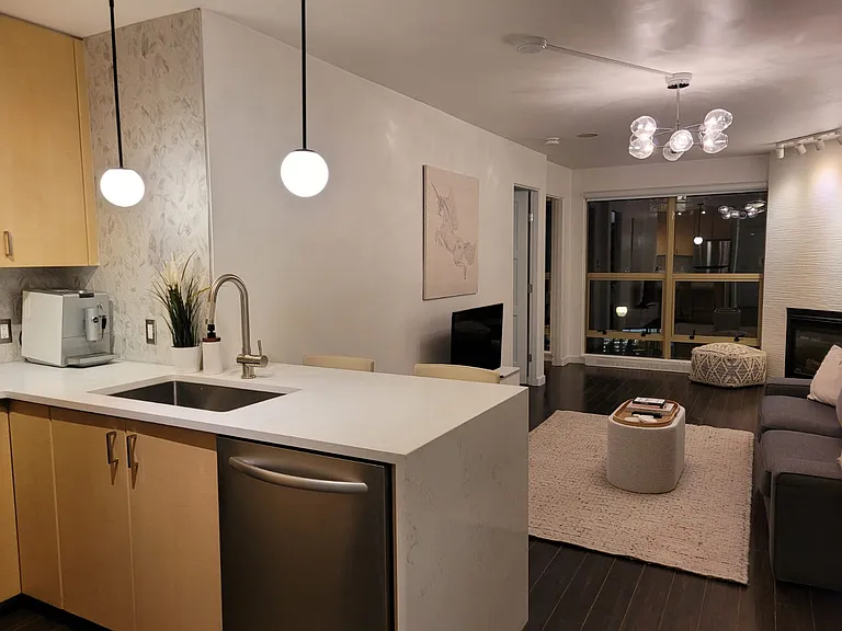 819 Hamilton St #314 — Photo 2