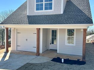 572 Farmingdale Rd, Huntsville, AL 35803