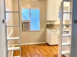 335 S Los Robles Ave APT I, Pasadena, CA 91101