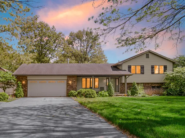 8887 24th St SW, Demotte, IN 46310