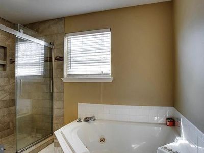 321 Round Table Dr, Fort Washington, MD, 20744