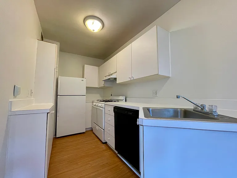 6323 S Rosebury Ave #2E — Photo 6