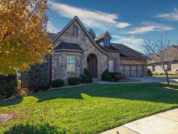 2nd image of 2099 Sawyers Pond Dr