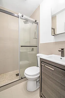 Rented by REAL New York | media 6