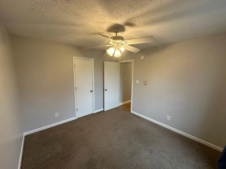 823 Bass Ln — Photo 12