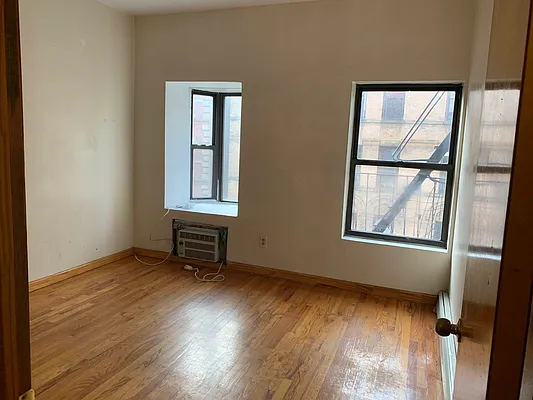 Rented by D H Realty & Management Inc | media 15