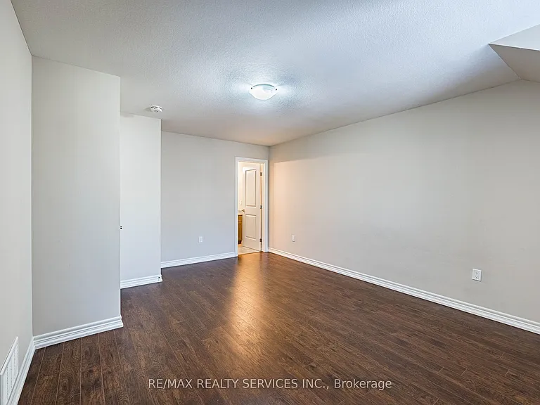 43 Sonoma Valley Cres — Photo 25