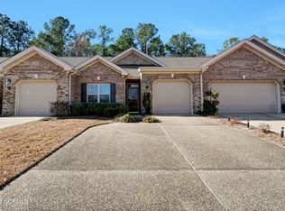 4534 Regent Dr, Wilmington, NC 28412
