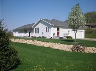 2613 Ridge Rd, Marshalltown, IA 50158