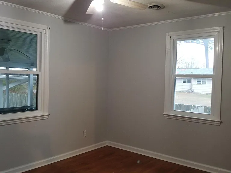 723 New River Dr — Photo 8