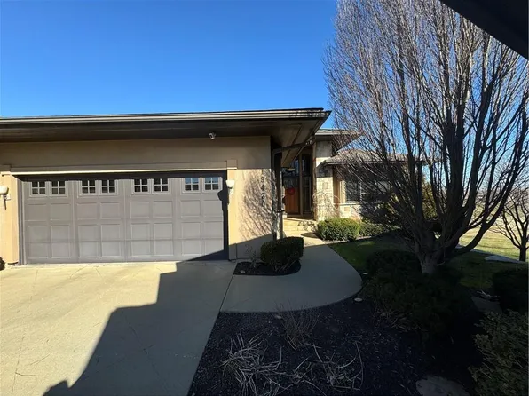 19420 W 102nd St, Lenexa, KS 66220