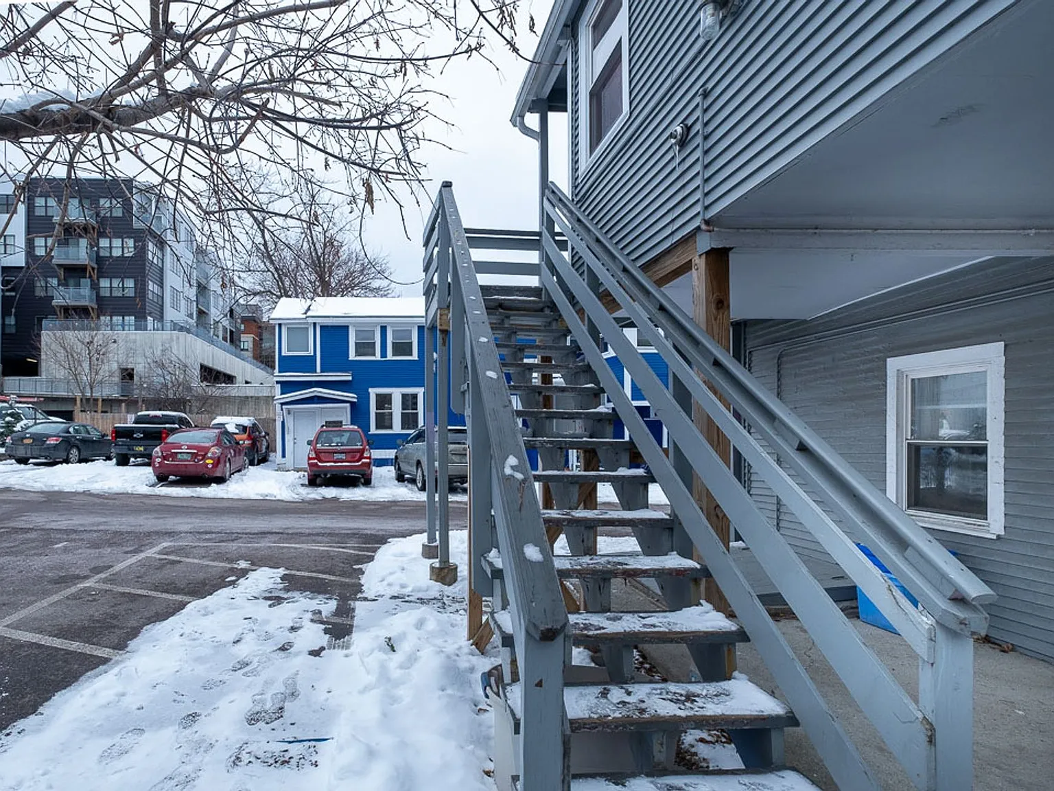 Maple Street — Photo 3