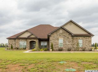 24583 Newby Rd, Athens, AL 35756