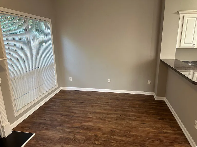 7040 Biltmore Trce — Photo 16