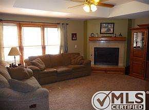 Family room 2