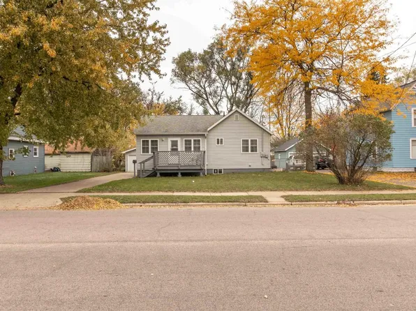 624 1ST STREET, Nekoosa, WI 54457