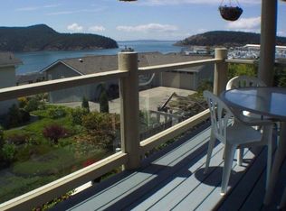 5001 Dundee Dr, Anacortes, WA 98221