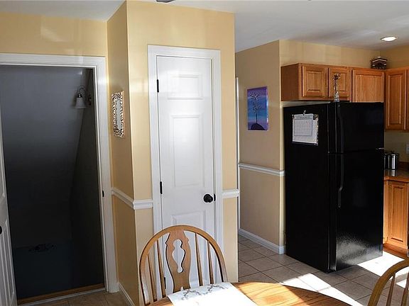 4th image of 38 River Village Drive #38