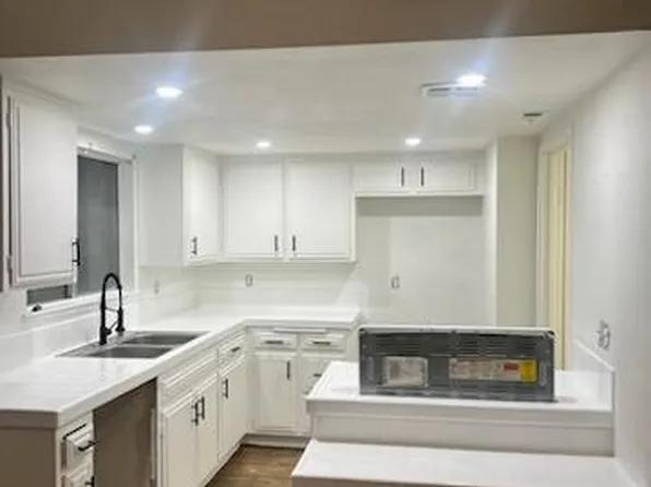 3600 N Mountain Ave #17-D, San Bernardino, CA 92404