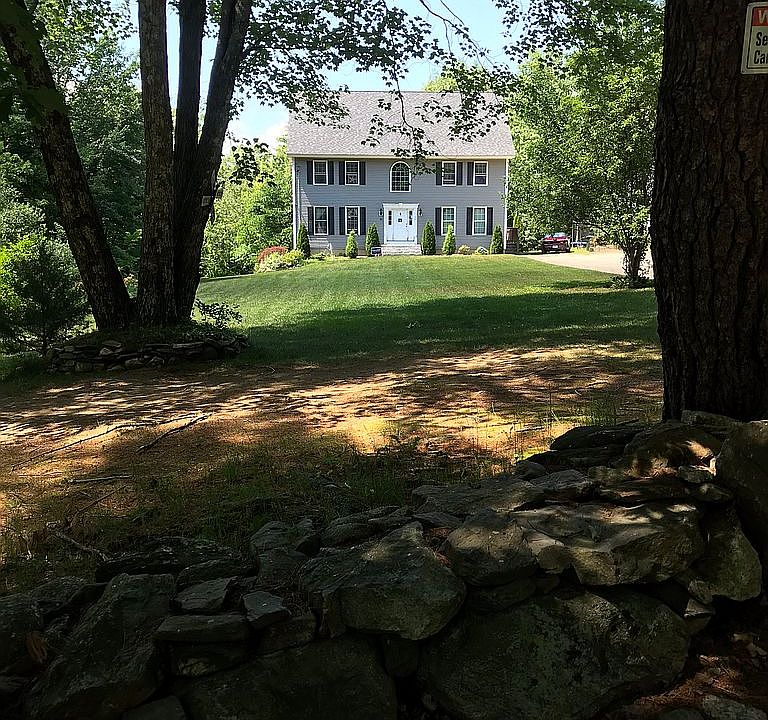 2nd image of 43 Clark Rd