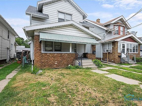 2nd image of 1523 Nevada St