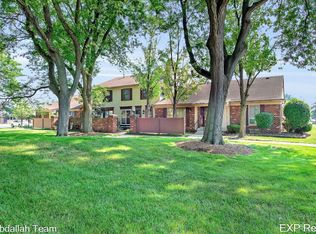 41274 Southwind Dr, Canton, MI 48188