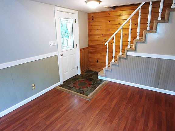 living / entry