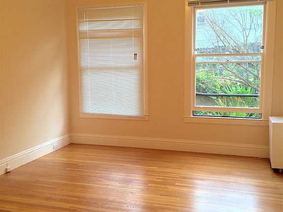 4th image of 2940 Van Ness Ave APT 4