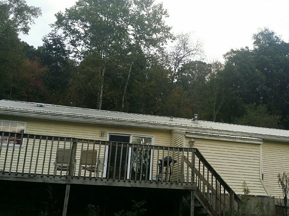 2nd image of 137 Scout Run Rd
