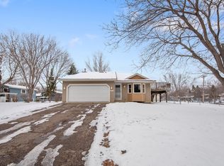 12763 Belle Aire Dr, Champlin, MN 55316