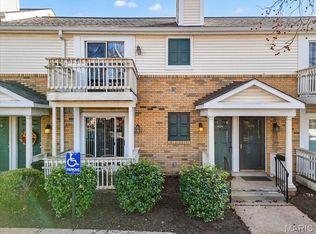 1626 High School Dr, Saint Louis, MO 63144