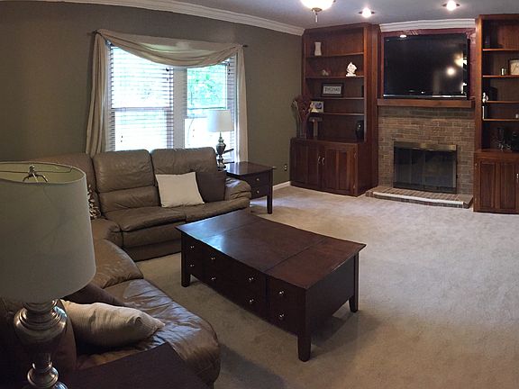 2nd image of 9226 Gourmet Ln