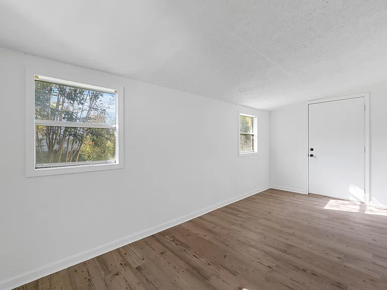 1006 N 65th St — Photo 6
