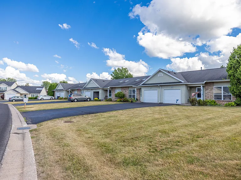 Countryshire Estates — Photo 3