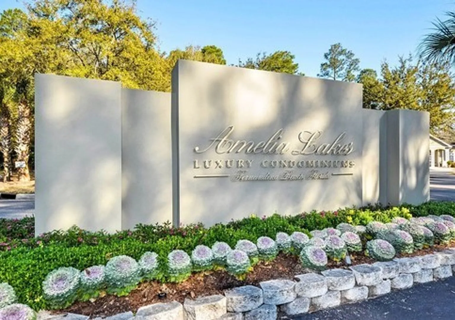 Peaceful Amelia Lakes Two-Bedroom Apartment — Photo 1