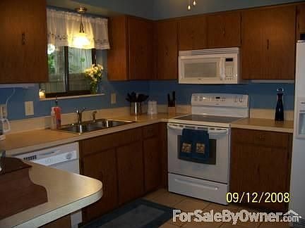 4th image of 648 Cypress Ln