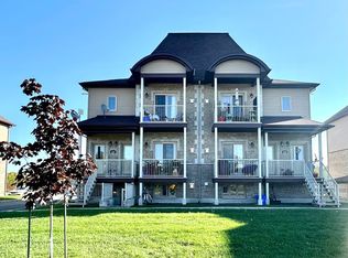 187 Bourdeau Blvd #1, The Nation, ON K0A 2M0