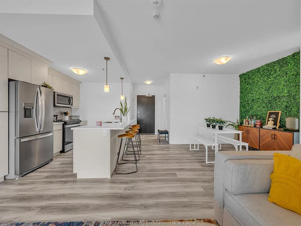 2 bed, 2.0 bath, $2,800 — Photo 3