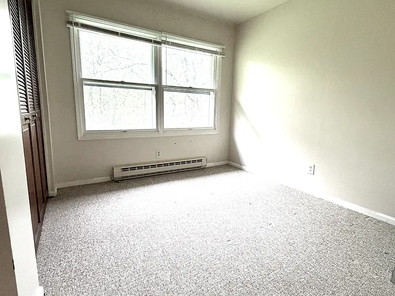 17-62 Gina Marie Ave #5UL — Photo 9