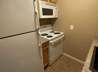 2020 J St #5, Lincoln, NE 68510