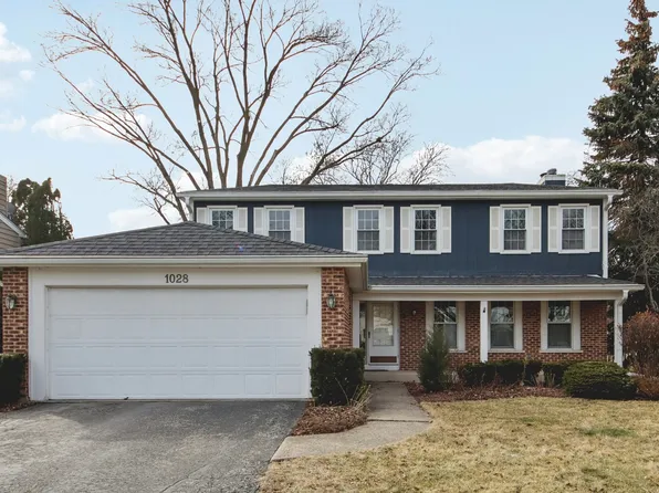 1028 Highland Ln, Glenview, IL 60025