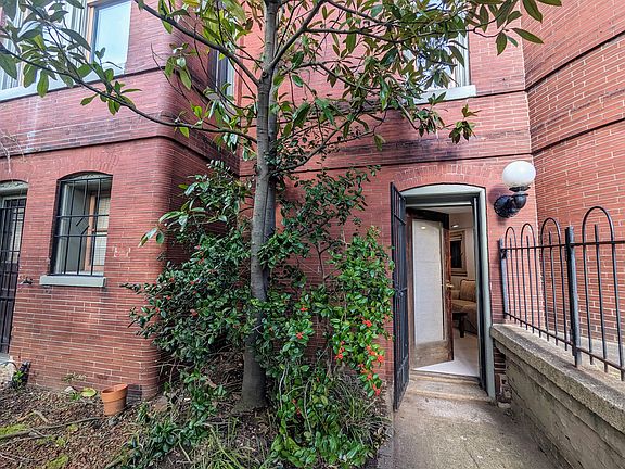 Entrance to the apartment