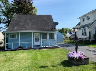 111 Heberle Rd, Rochester, NY 14609