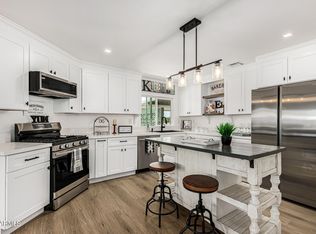 730 S Park View Cir, Mesa, AZ 85208