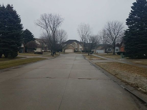 4th image of 52637 Bordeaux Way