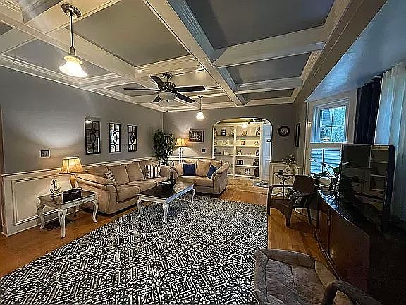 Main level living room 